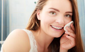 Medizinisches Peeling in der e-sthetic Privatklinik für reine Haut.