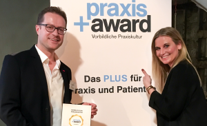Praxis Award Auszeichnungen für die e-stehtic Privatklinik in Essen.